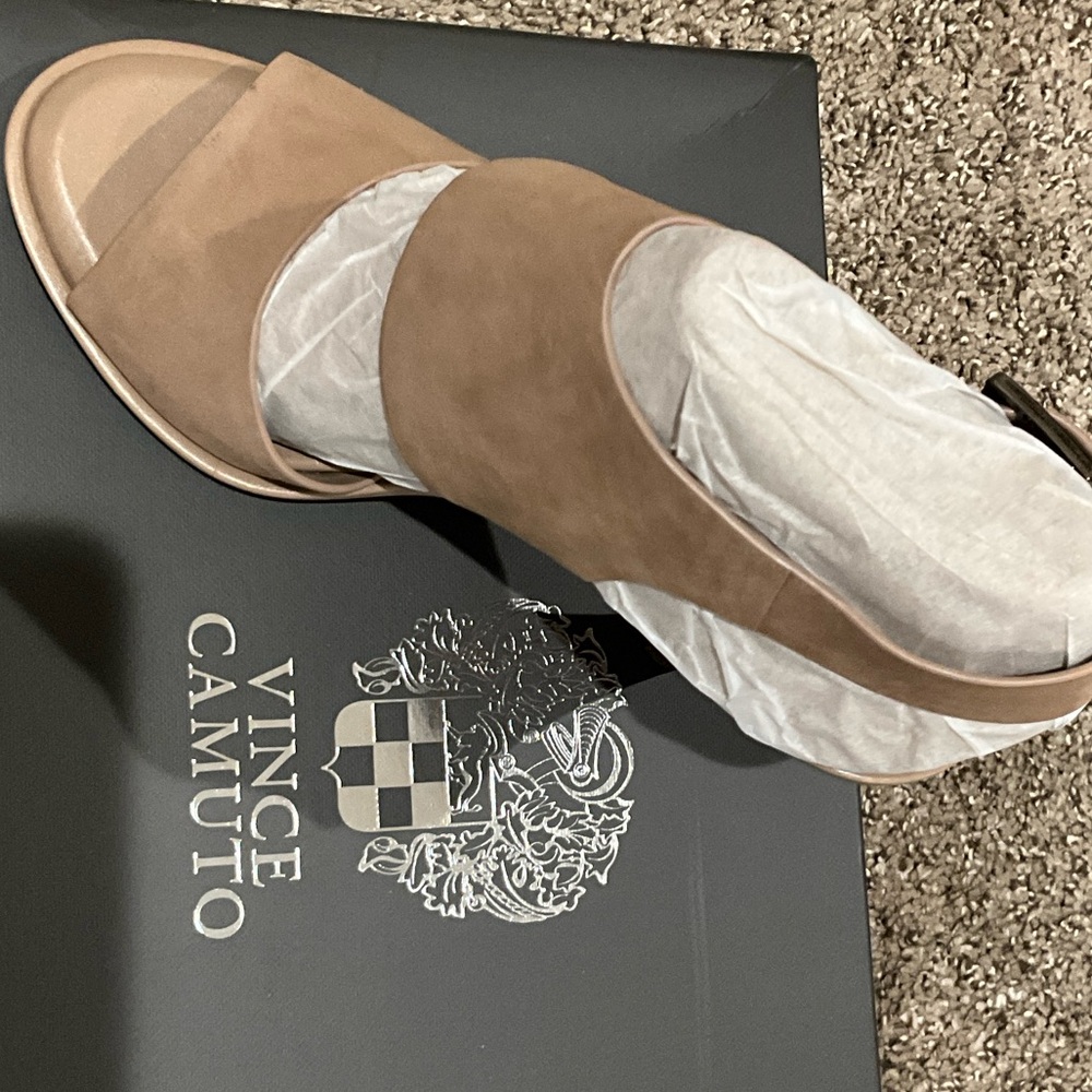 Vince Camuto Women's Brown Sandals